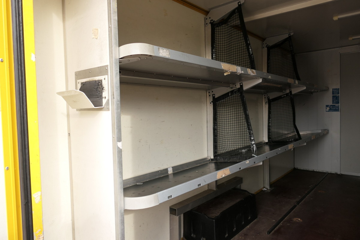 Koffer Transporter MERCEDES-BENZ SPRINTER 310 CDI MAXI EURO-5 KOFFER REGALE KAMER: das Bild 6