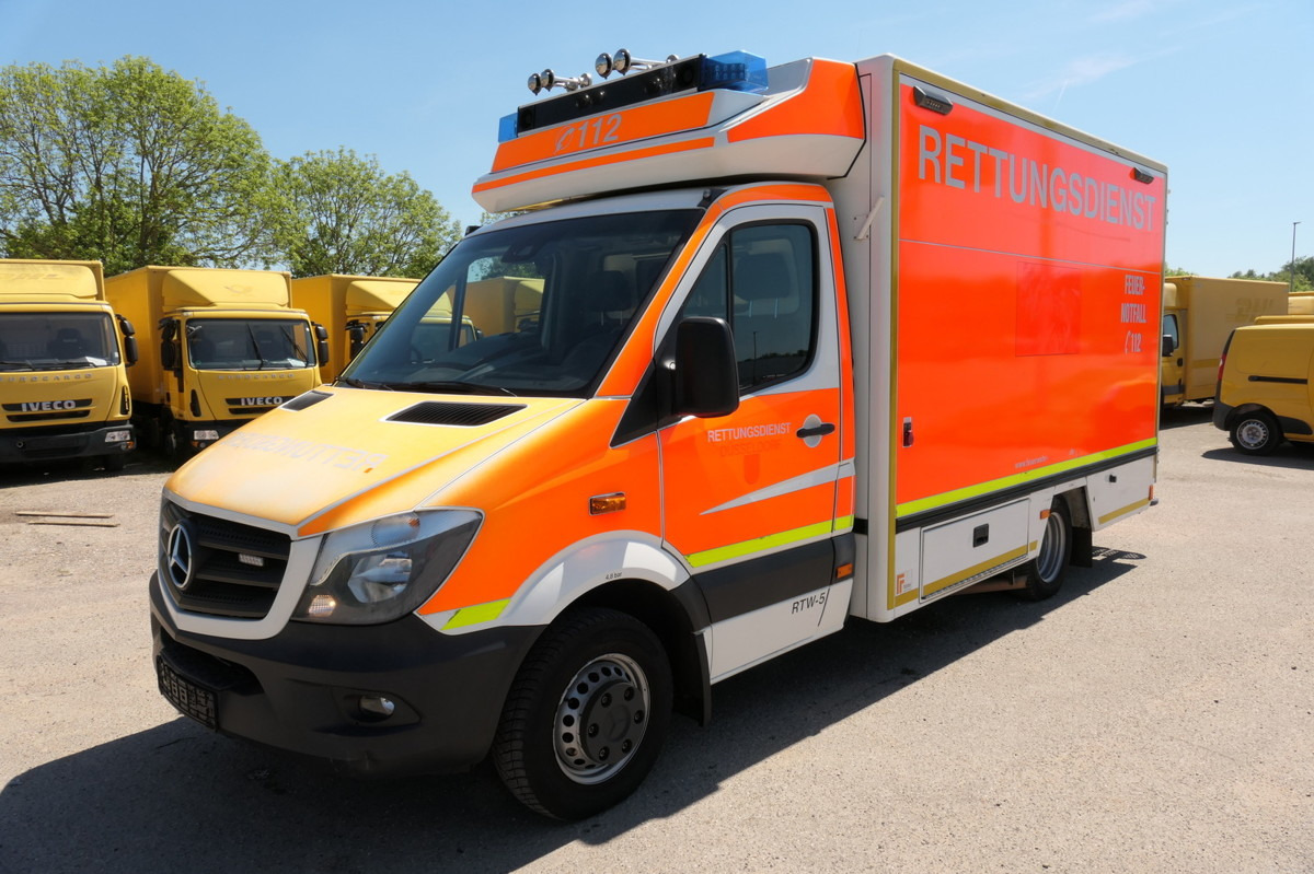MERCEDES-BENZ Sprinter 519 CDI Klima Krankenwagen - Krankenwagen: das Bild 1 MERCEDES-BENZ Sprinter 519 CDI Klima Krankenwagen - Krankenwagen: das Bild 1