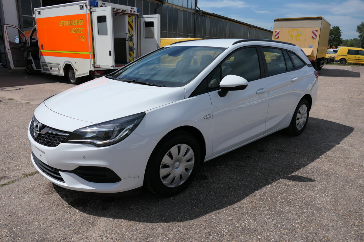 OPEL Astra Sports Tourer 1.5 CDTI KLIMA - PKW: das Bild 2 OPEL Astra Sports Tourer 1.5 CDTI KLIMA - PKW: das Bild 2