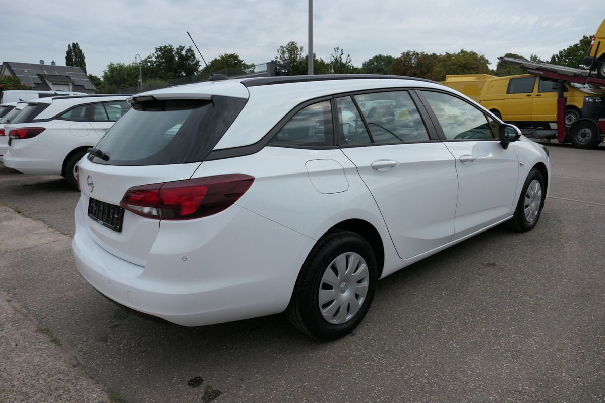OPEL Astra Sports Tourer 1.5 CDTI KLIMA - PKW: das Bild 3 OPEL Astra Sports Tourer 1.5 CDTI KLIMA - PKW: das Bild 3