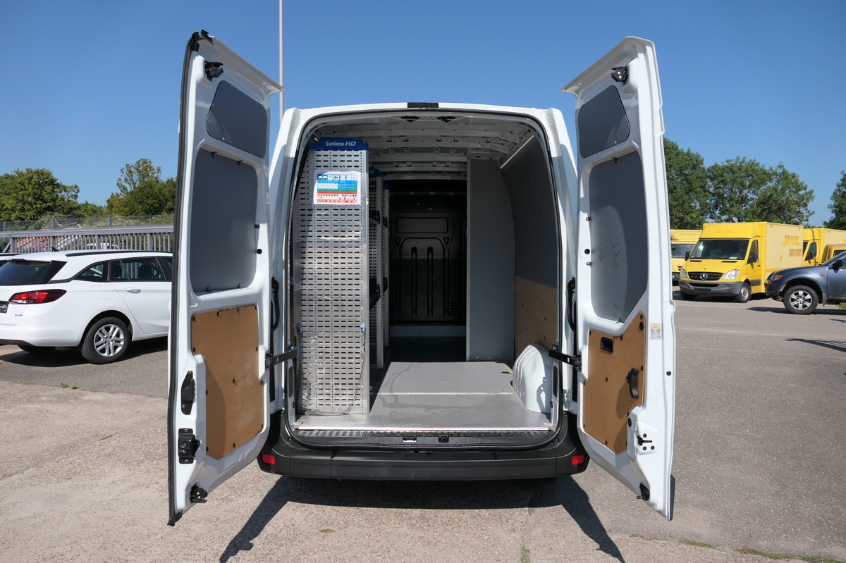 RENAULT Master 130 dCi L3H2 Euro6 KLIMA COC Regal - Kastenwagen: das Bild 1 RENAULT Master 130 dCi L3H2 Euro6 KLIMA COC Regal - Kastenwagen: das Bild 1