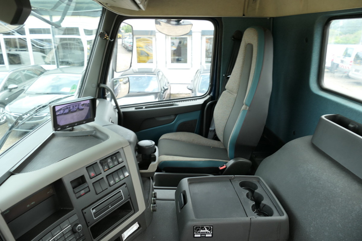 Kipper VOLVO FM 370 6x2 Meiller Lenkachse KLIMA AHK: das Bild 13