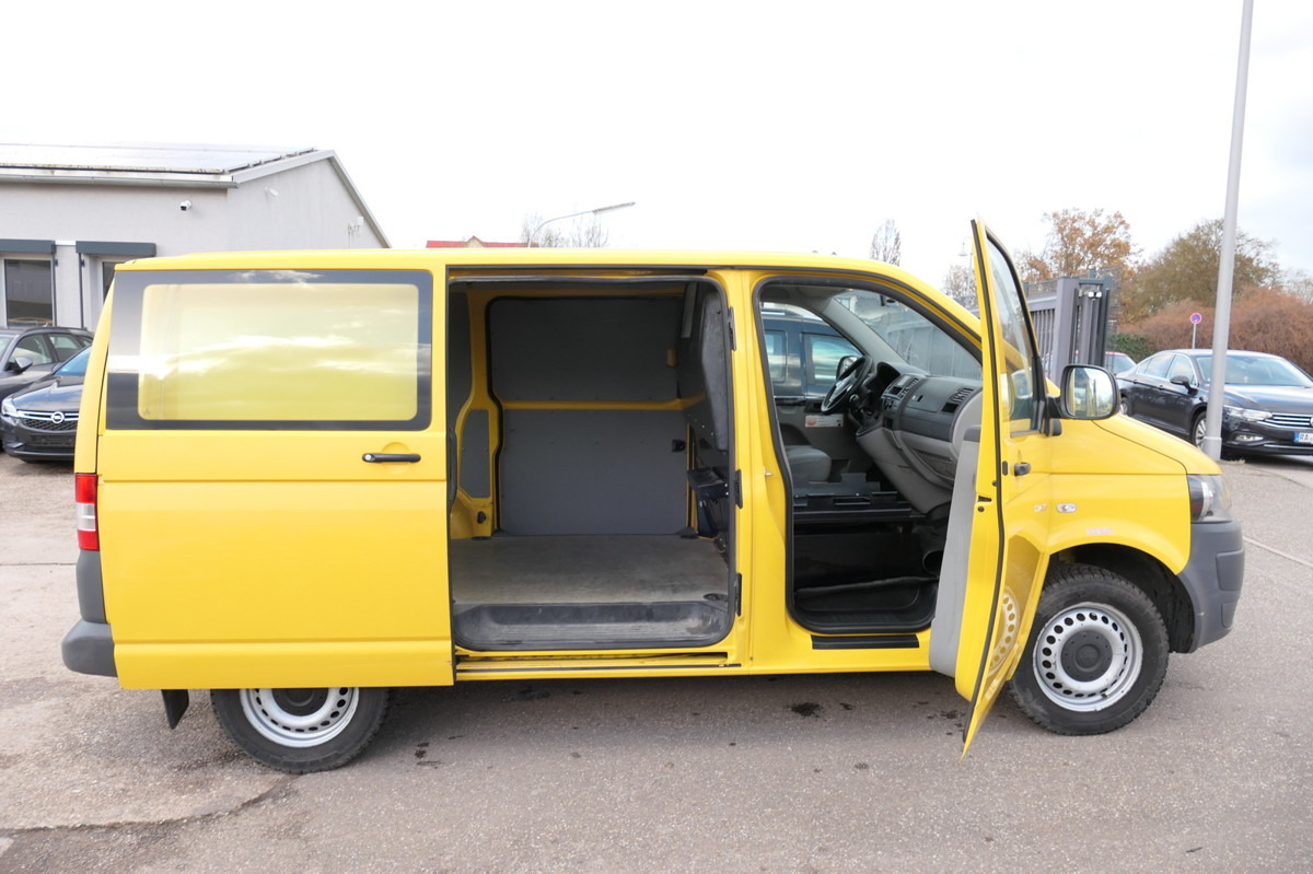 Kleintransporter VW T5 Transporter 2.0 TDI 2xSCHIEBETÜR PARKTRONIK E: das Bild 8
