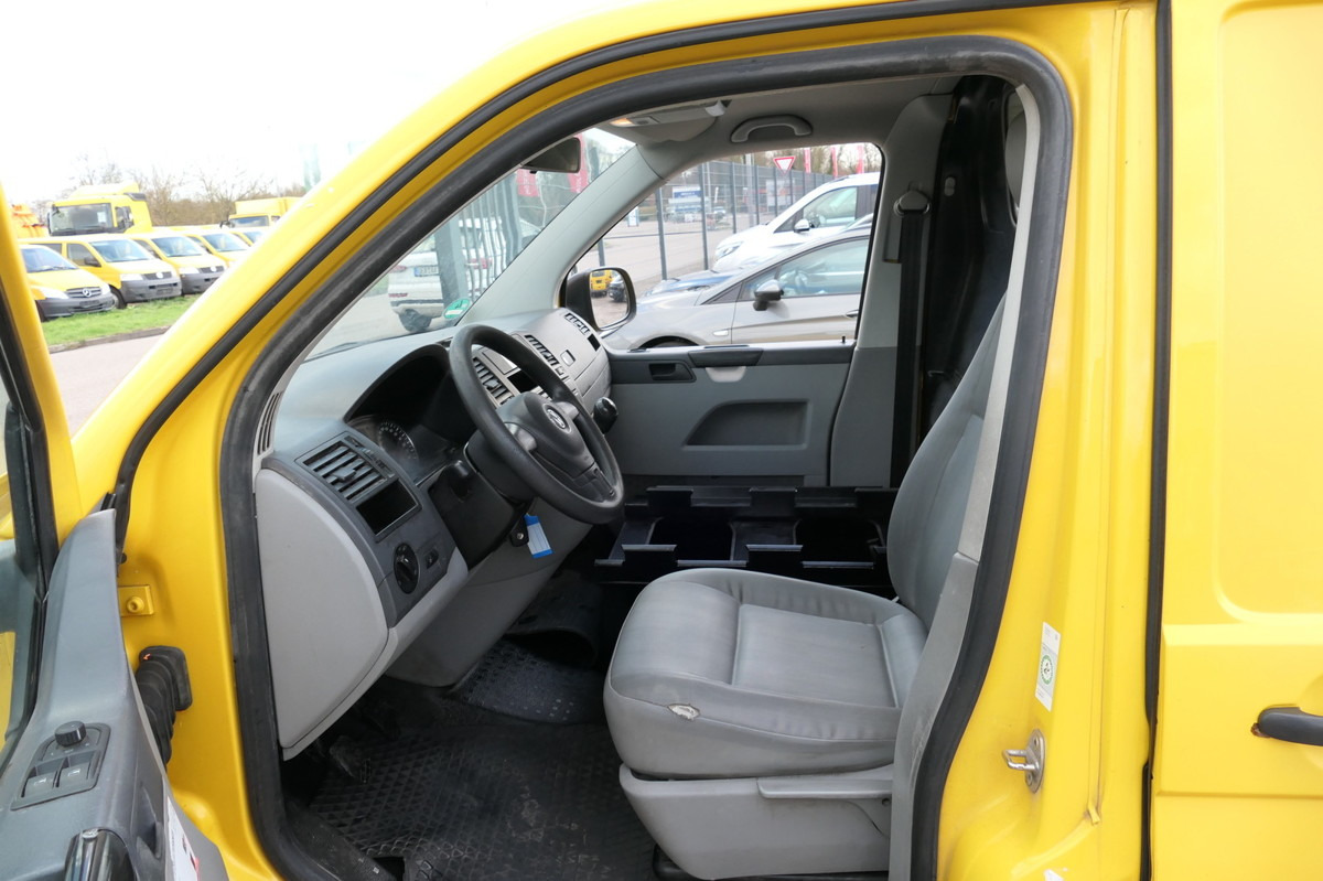 Kleintransporter VW T5 Transporter 2.0 TDI 2xSCHIEBETÜR PARKTRONIK E: das Bild 9