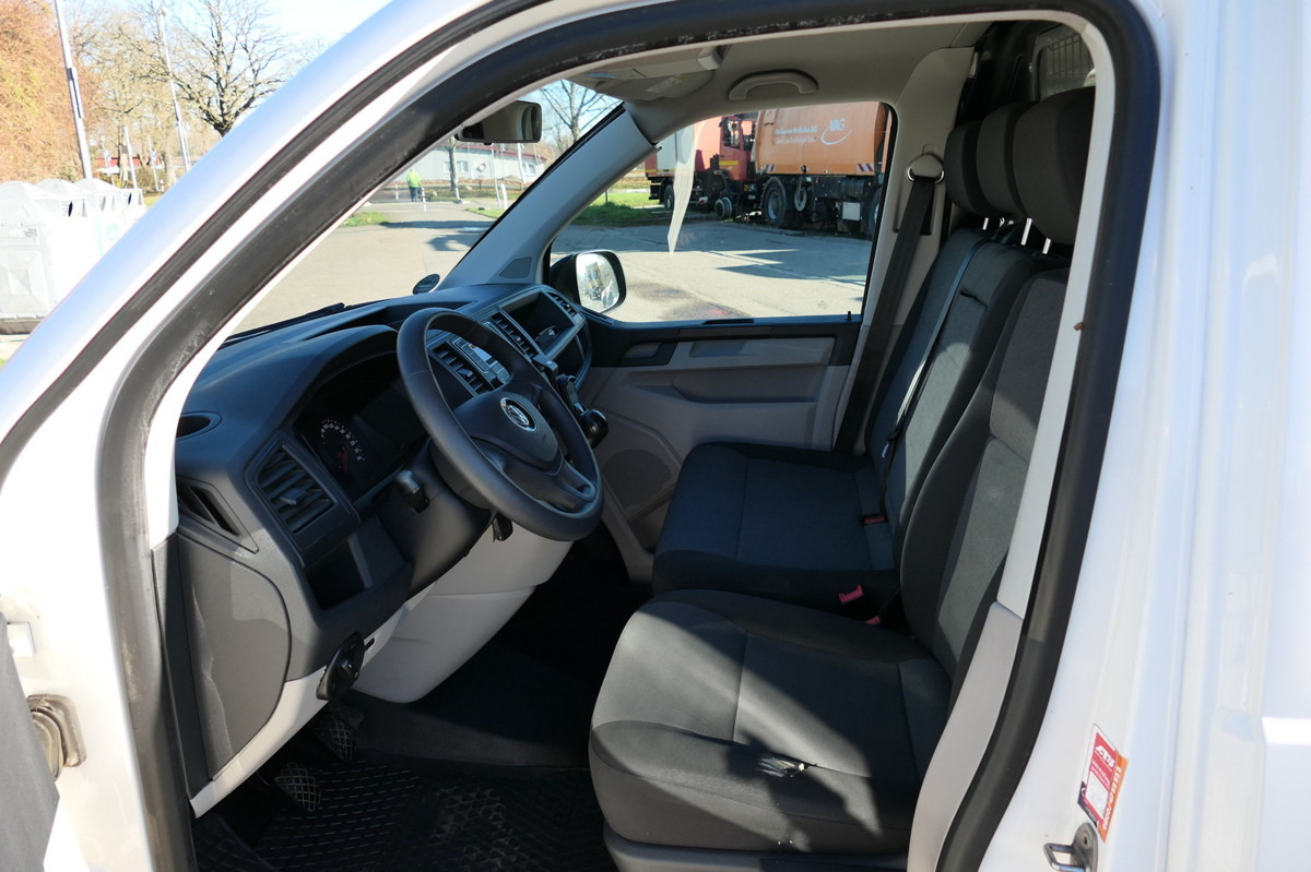 Kleintransporter VW T6 Transporter 2.0 TDI lang 4Motion 3Sitzer AHK: das Bild 9 Kleintransporter VW T6 Transporter 2.0 TDI lang 4Motion 3Sitzer AHK: das Bild 9