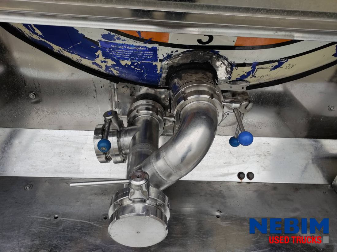 Feldbinder TSA 33.3-3 - 3 comp. 8.000 / 22.500 / 3.000 Ltr. - Tankauflieger: das Bild 4 Feldbinder TSA 33.3-3 - 3 comp. 8.000 / 22.500 / 3.000 Ltr. - Tankauflieger: das Bild 4