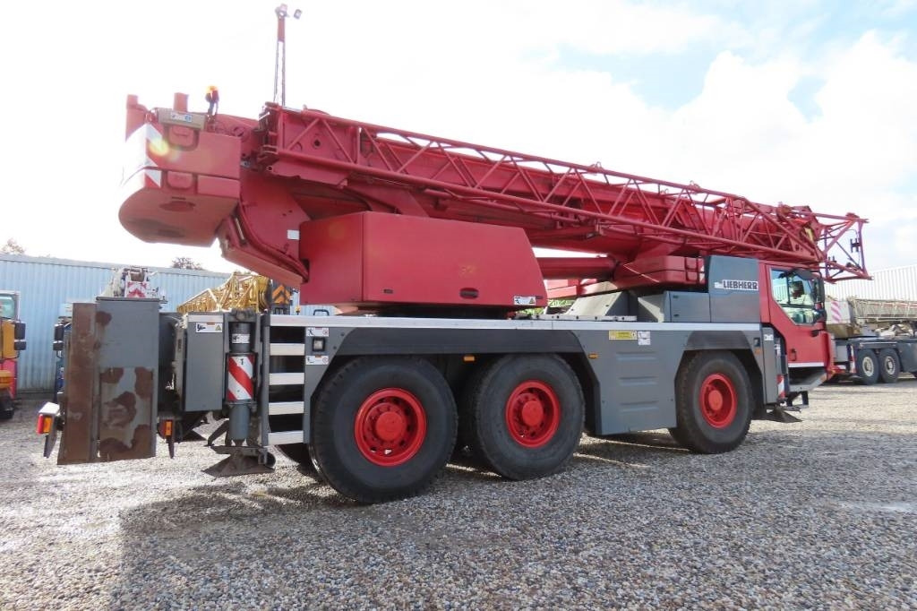 Liebherr LTM 1055-3.2 - All-Terrain Kran: das Bild 3 Liebherr LTM 1055-3.2 - All-Terrain Kran: das Bild 3