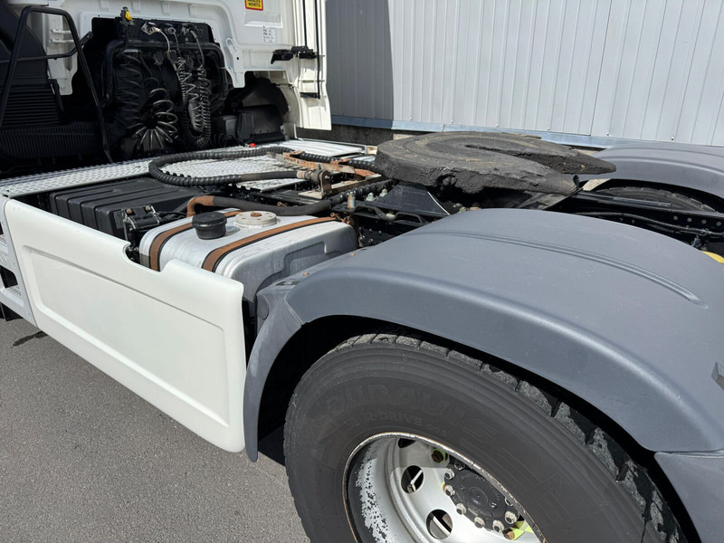 MAN TGX 18.500 - Sattelzugmaschine: das Bild 4 MAN TGX 18.500 - Sattelzugmaschine: das Bild 4