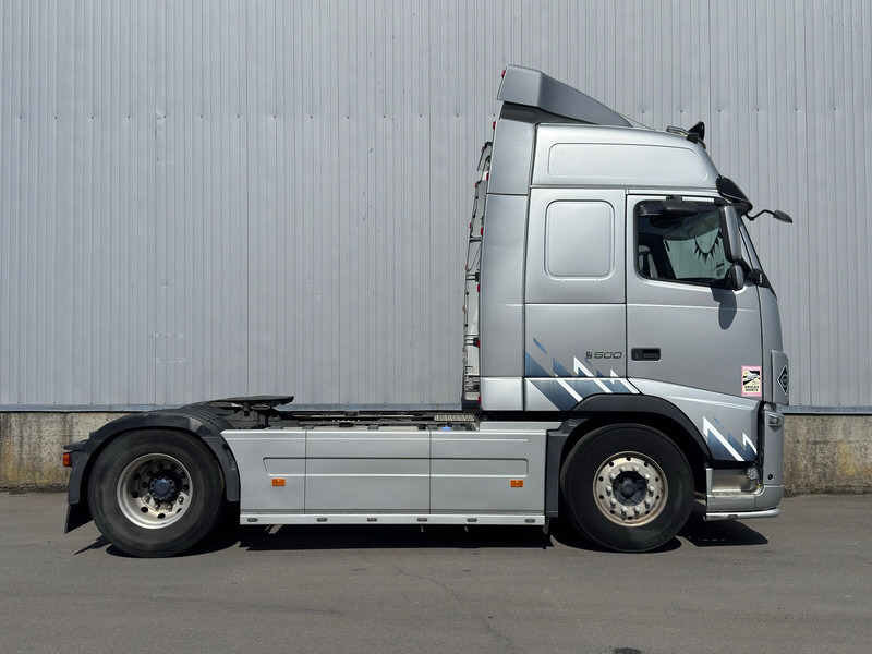 Volvo FH 500 OCEAN RACE LIMTED EDITION - Sattelzugmaschine: das Bild 2 Volvo FH 500 OCEAN RACE LIMTED EDITION - Sattelzugmaschine: das Bild 2