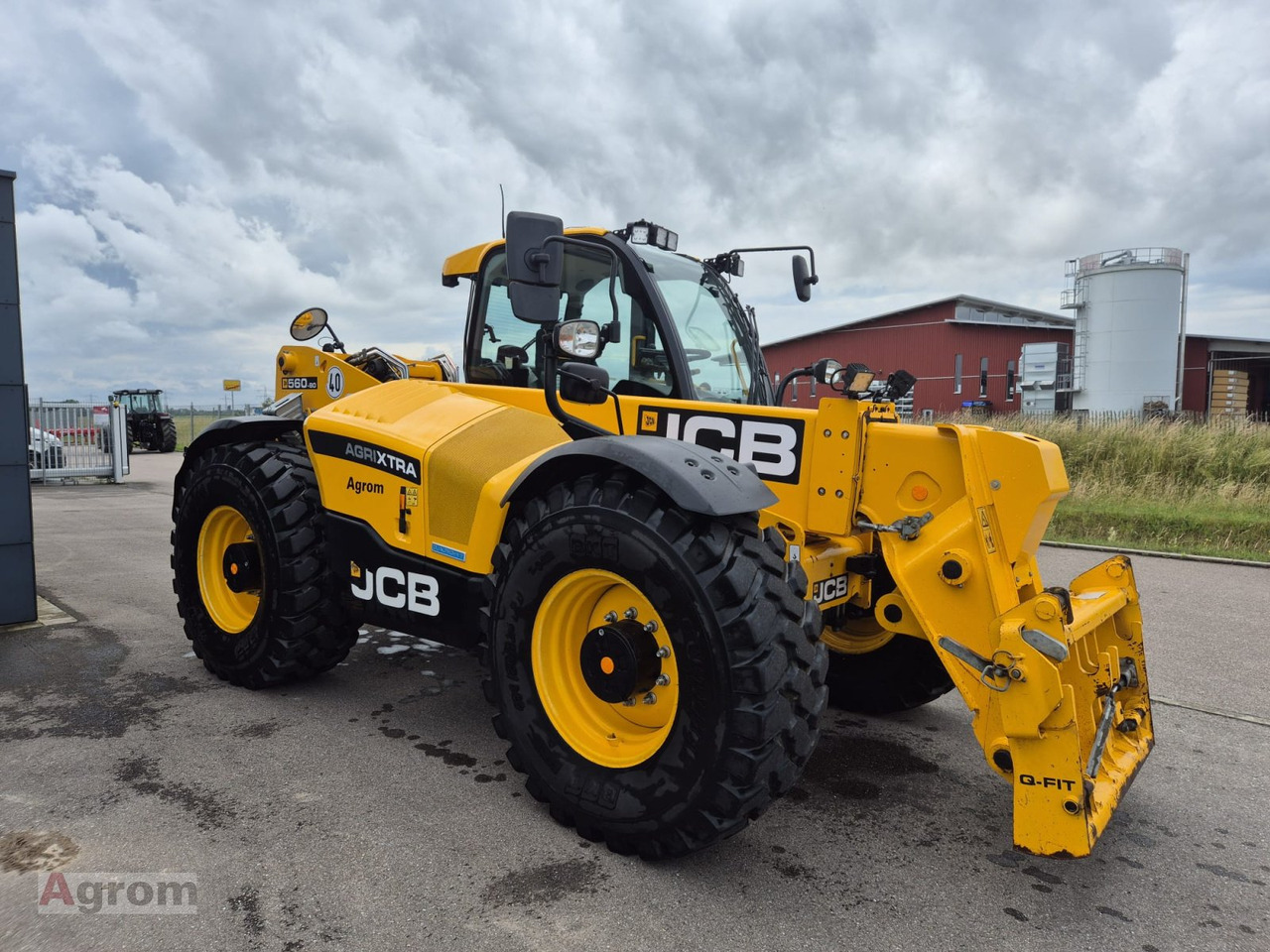 JCB 560-80 AgriXtra - Teleskoplader: das Bild 1 JCB 560-80 AgriXtra - Teleskoplader: das Bild 1