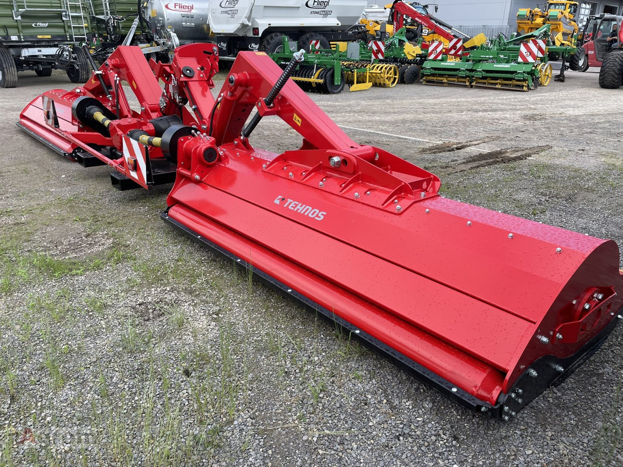 Tehnos MU2Z 840R - Schlegelmäher/ Mulcher: das Bild 1 Tehnos MU2Z 840R - Schlegelmäher/ Mulcher: das Bild 1