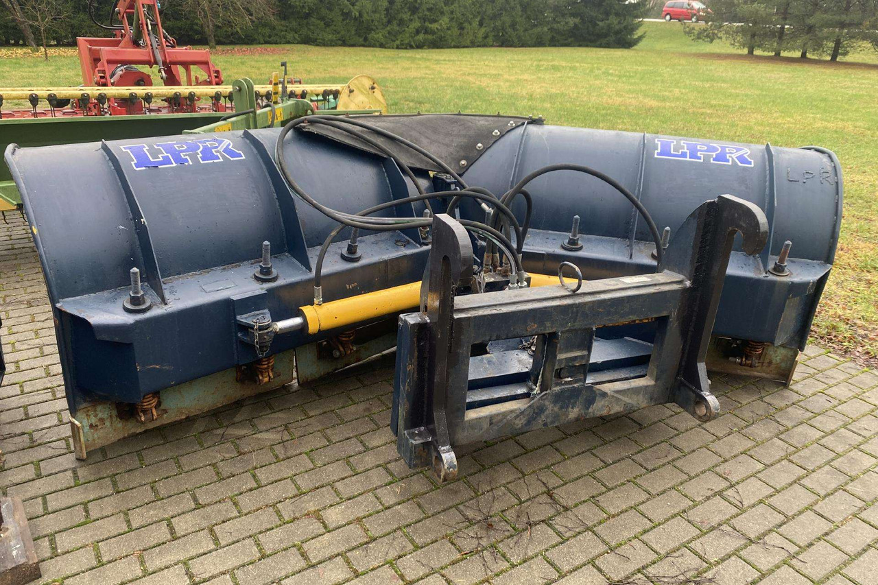 -Kita- Sniego valytuvai visų skoniui - Schneepflug für Baumaschine: das Bild 2 -Kita- Sniego valytuvai visų skoniui - Schneepflug für Baumaschine: das Bild 2