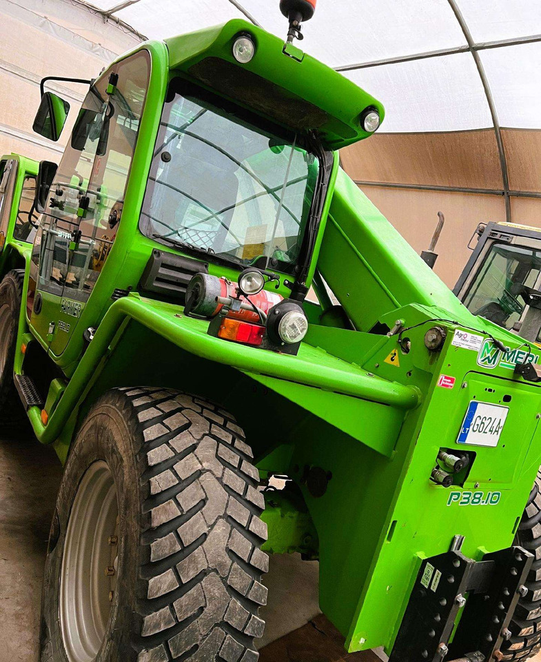 Merlo P38.10 Turbo Farmer - Schneefräse: das Bild 5 Merlo P38.10 Turbo Farmer - Schneefräse: das Bild 5