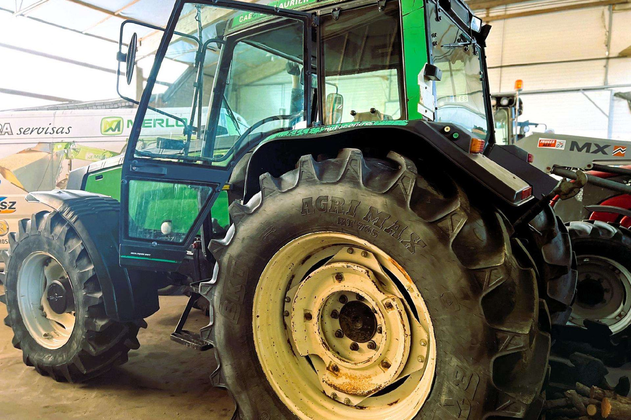 Valtra 8450 Mega - Traktor: das Bild 4 Valtra 8450 Mega - Traktor: das Bild 4