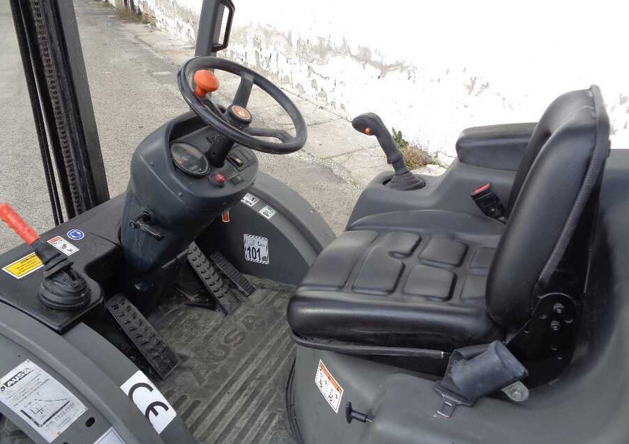 Ausa C 150 HX4 (3000 ore lavoro) - Geländestapler: das Bild 4 Ausa C 150 HX4 (3000 ore lavoro) - Geländestapler: das Bild 4