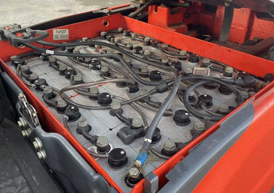 Linde E 16 P-02/386 - Elektrostapler: das Bild 3 Linde E 16 P-02/386 - Elektrostapler: das Bild 3