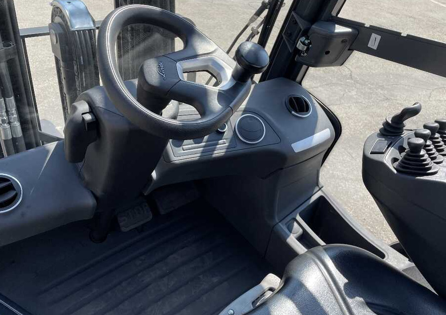 Linde H 25 D-01/1202 - Dieselstapler: das Bild 2 Linde H 25 D-01/1202 - Dieselstapler: das Bild 2