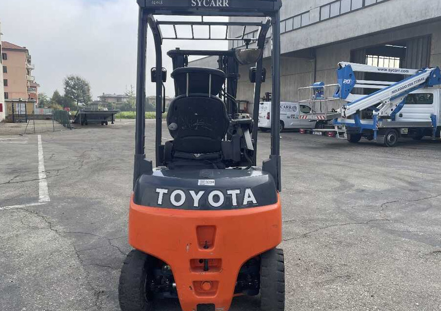 Toyota 8 FBMT 15 (Batt. NUOVA) - Elektrostapler: das Bild 3 Toyota 8 FBMT 15 (Batt. NUOVA) - Elektrostapler: das Bild 3