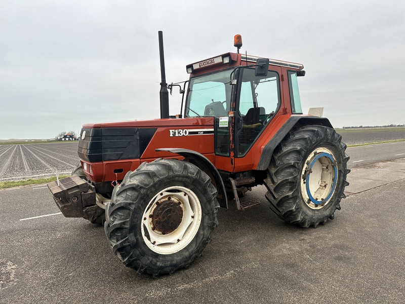 Fiat F130 - Traktor: das Bild 1 Fiat F130 - Traktor: das Bild 1