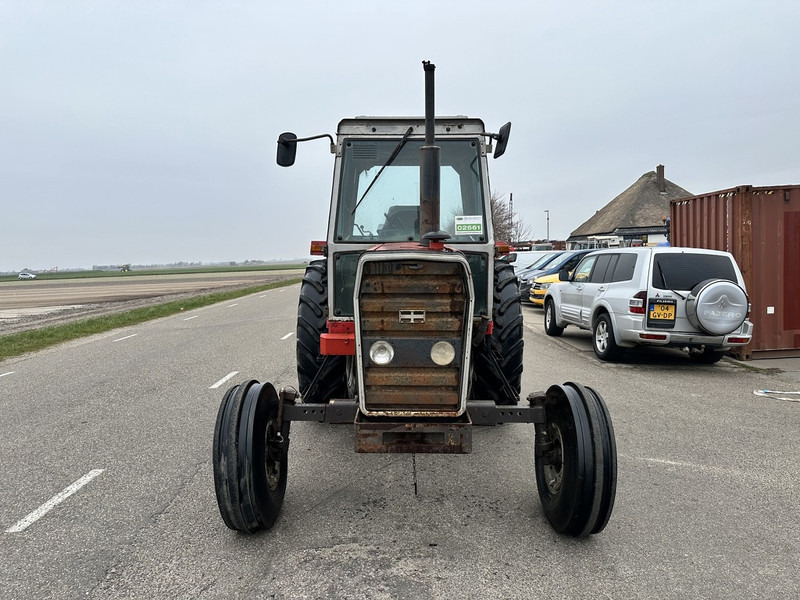 Massey Ferguson 698 - Traktor: das Bild 2 Massey Ferguson 698 - Traktor: das Bild 2