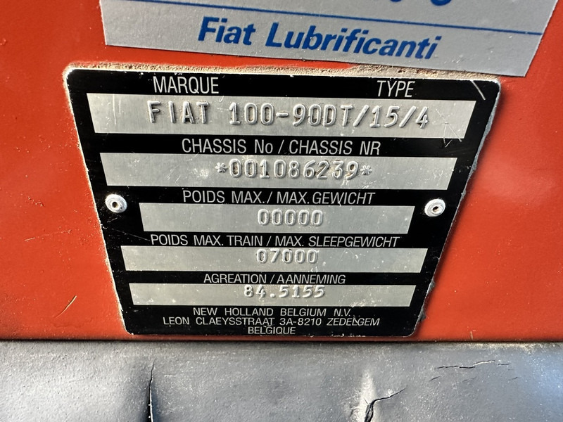 Traktor New Holland 100-90 DT: das Bild 14