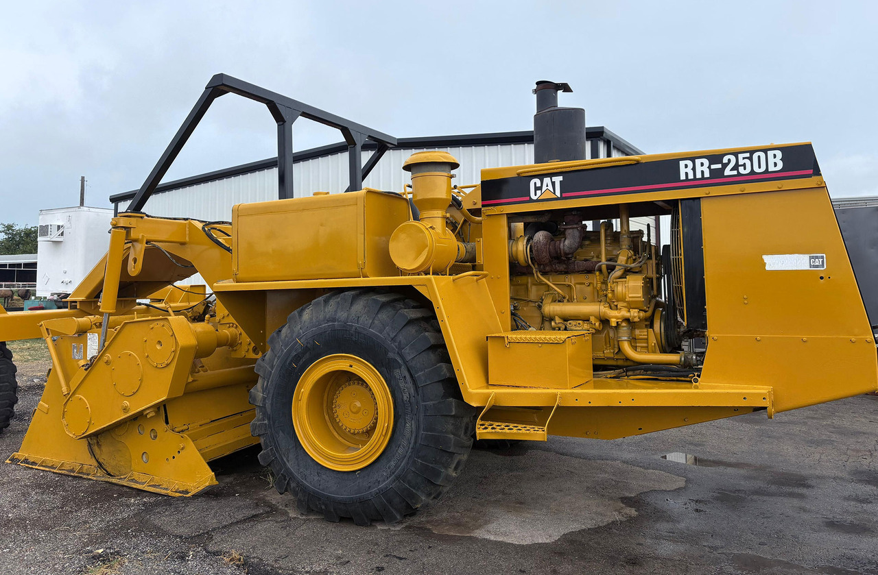 Caterpillar RR-250B - Bodenstabilisierer: das Bild 3 Caterpillar RR-250B - Bodenstabilisierer: das Bild 3