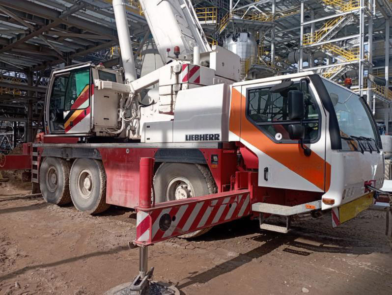 Liebherr LTM 1055-3.2 - Mobilkran: das Bild 1 Liebherr LTM 1055-3.2 - Mobilkran: das Bild 1