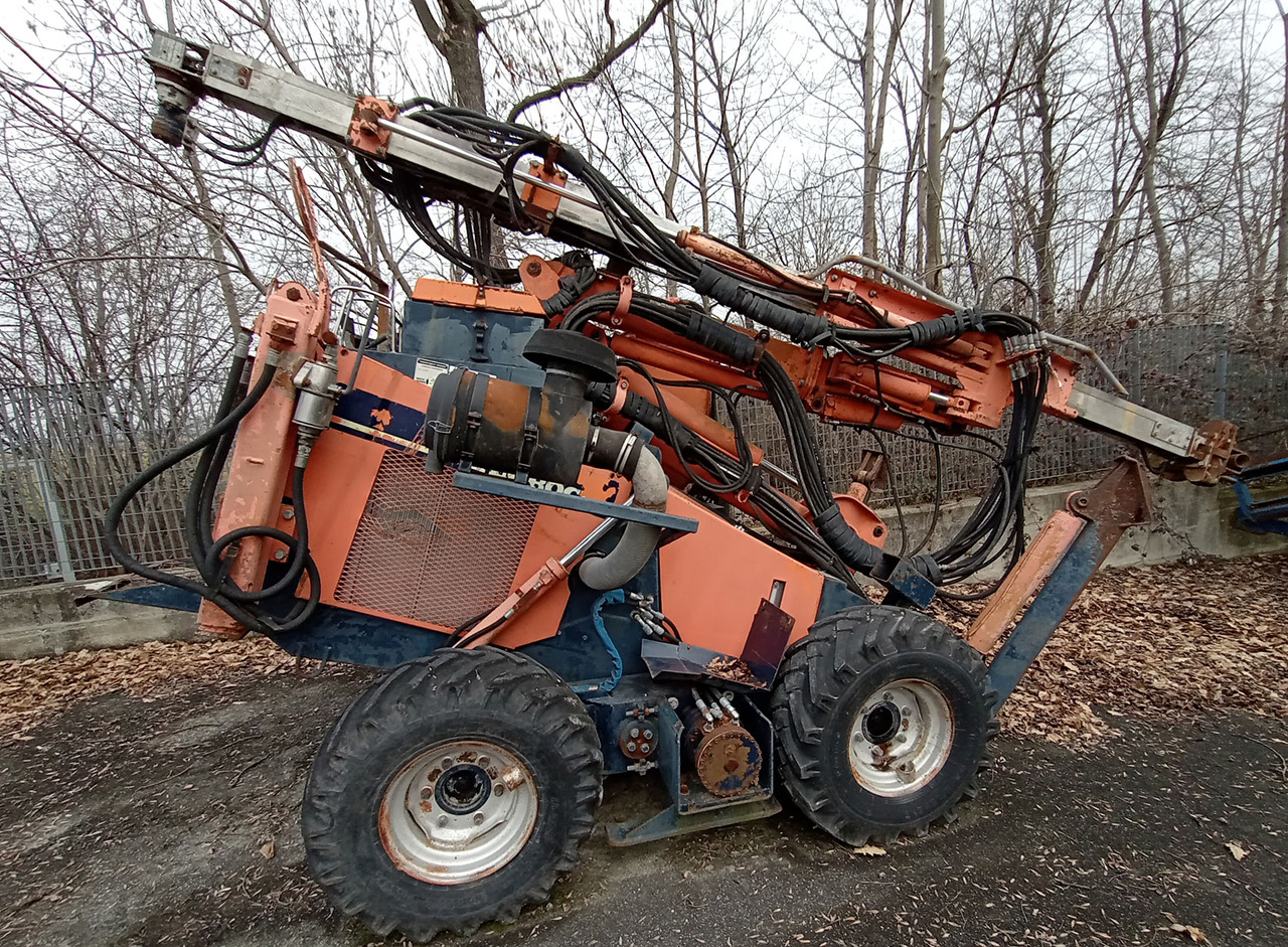 Tamrock Commando 300 - Bohrgerät: das Bild 3 Tamrock Commando 300 - Bohrgerät: das Bild 3