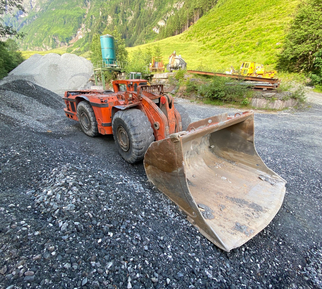 Tamrock Toro 0010 - Bergbaumaschine: das Bild 1 Tamrock Toro 0010 - Bergbaumaschine: das Bild 1