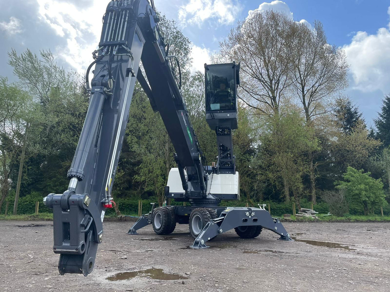 Terex Ecotec TWH 224 - Umschlagbagger: das Bild 5 Terex Ecotec TWH 224 - Umschlagbagger: das Bild 5