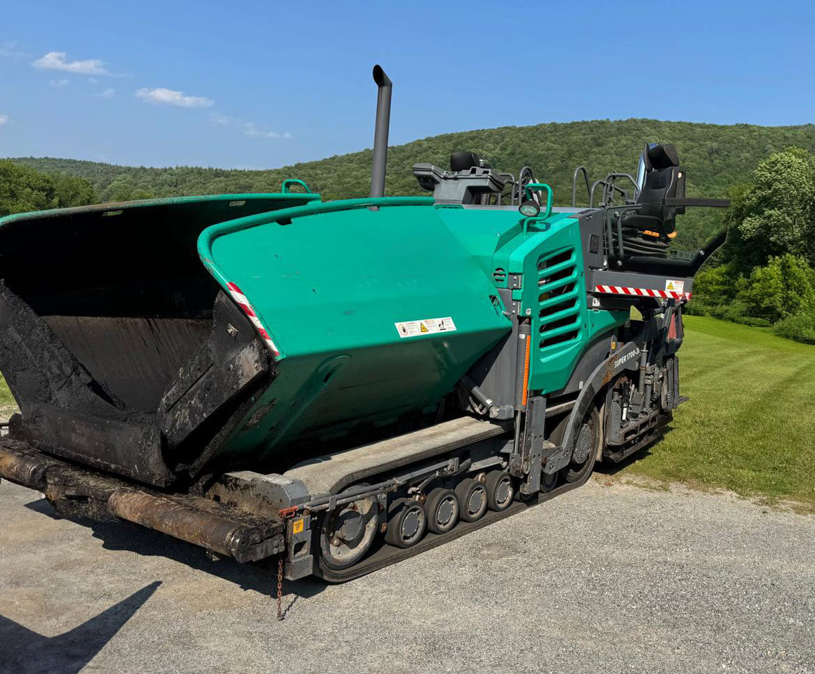 Vogele Super 1700-3i - Asphaltfertiger/ Straßenfertiger: das Bild 1 Vogele Super 1700-3i - Asphaltfertiger/ Straßenfertiger: das Bild 1