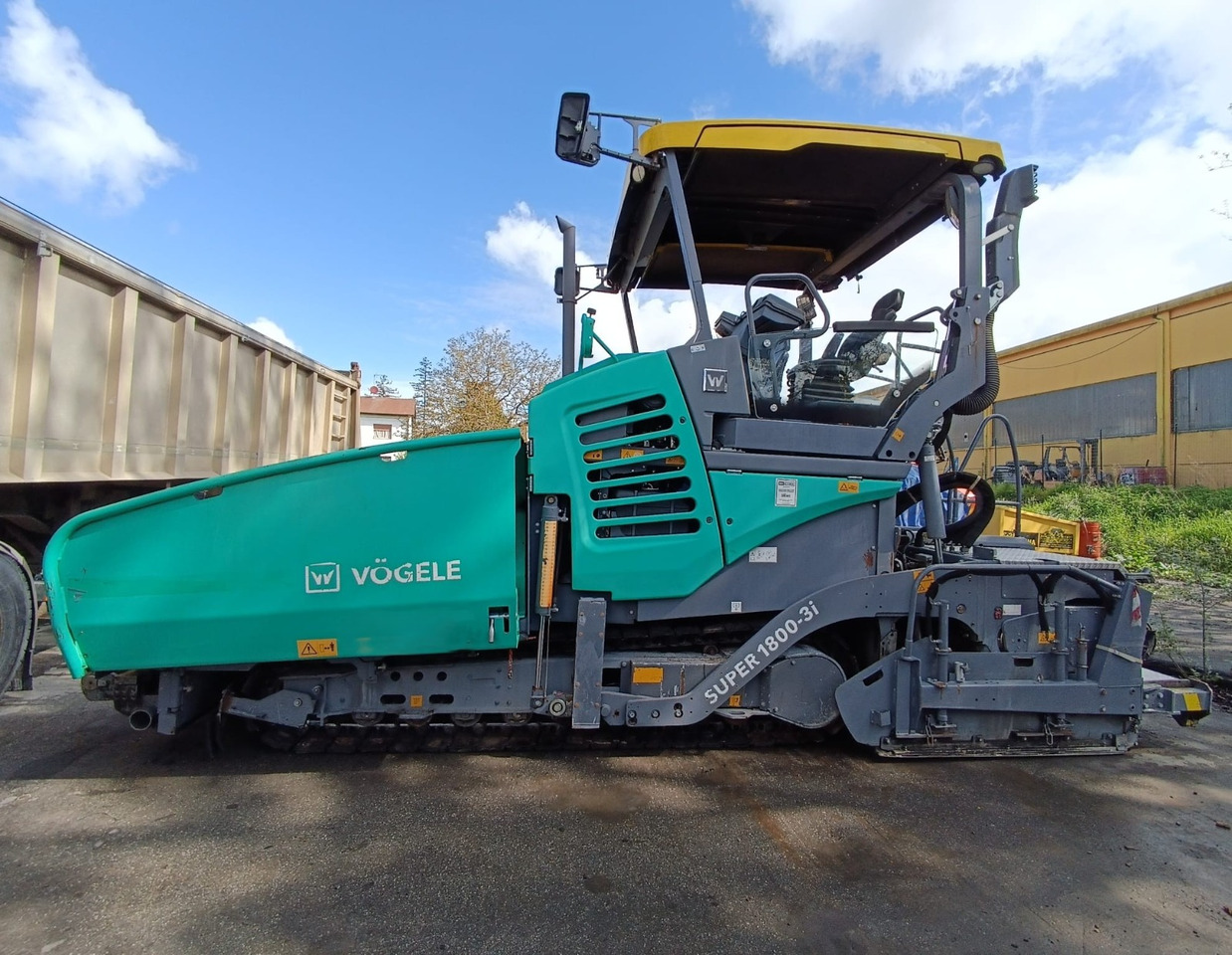 Vogele Super 1800-3i - Asphaltfertiger/ Straßenfertiger: das Bild 1 Vogele Super 1800-3i - Asphaltfertiger/ Straßenfertiger: das Bild 1