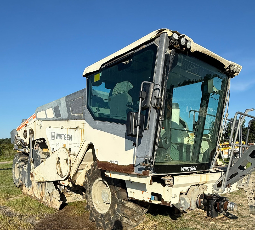 Wirtgen WR 240 I - Bodenstabilisierer: das Bild 4 Wirtgen WR 240 I - Bodenstabilisierer: das Bild 4
