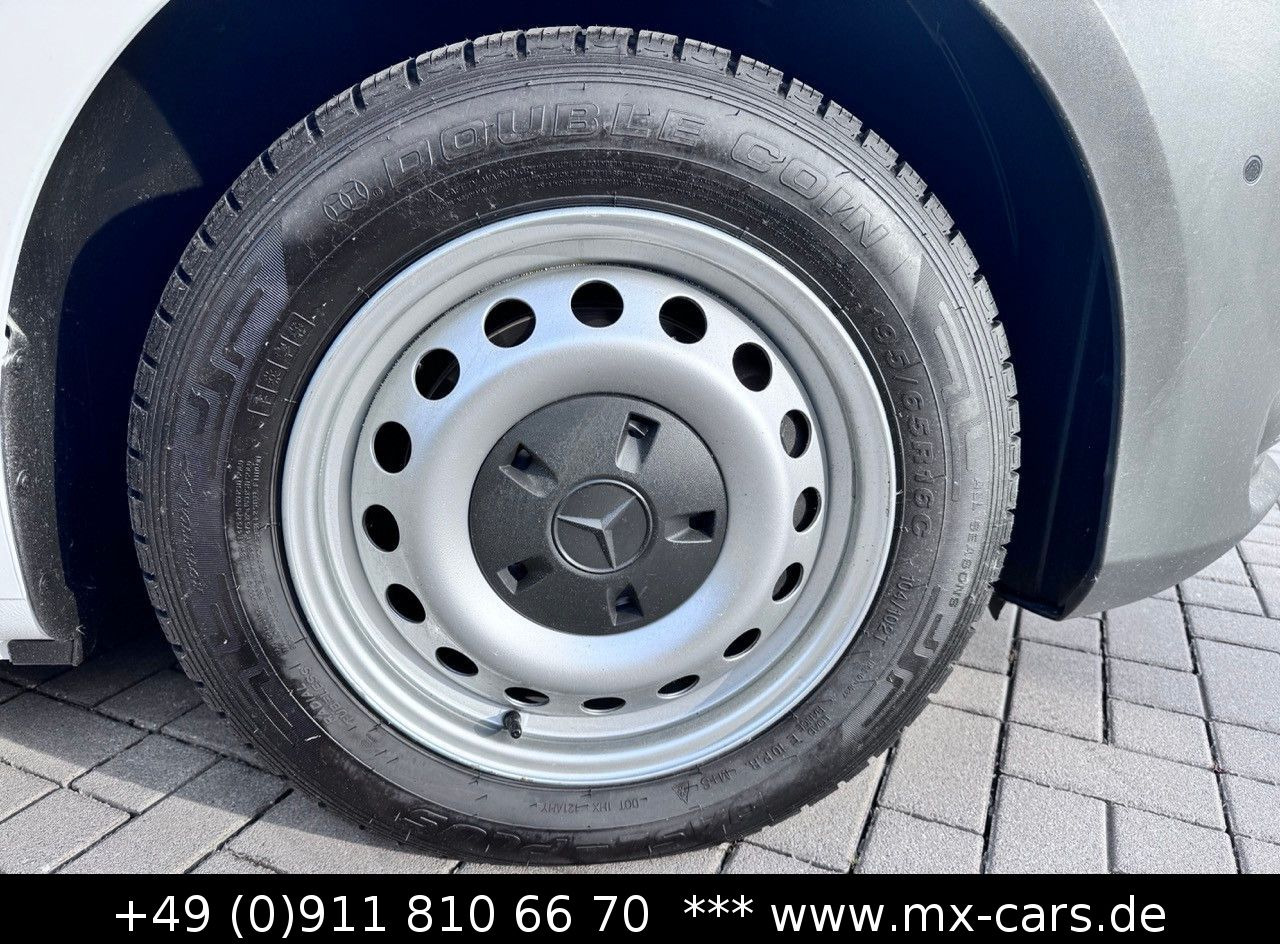 Personentransporter Mercedes-Benz Vito 110 CDi Tourer extralang 9 Sitze Bus Klima: das Bild 19