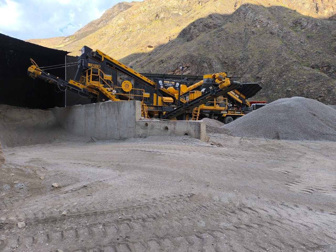 FABO Mobile crusher - Mobile Brechanlage: das Bild 1 FABO Mobile crusher - Mobile Brechanlage: das Bild 1