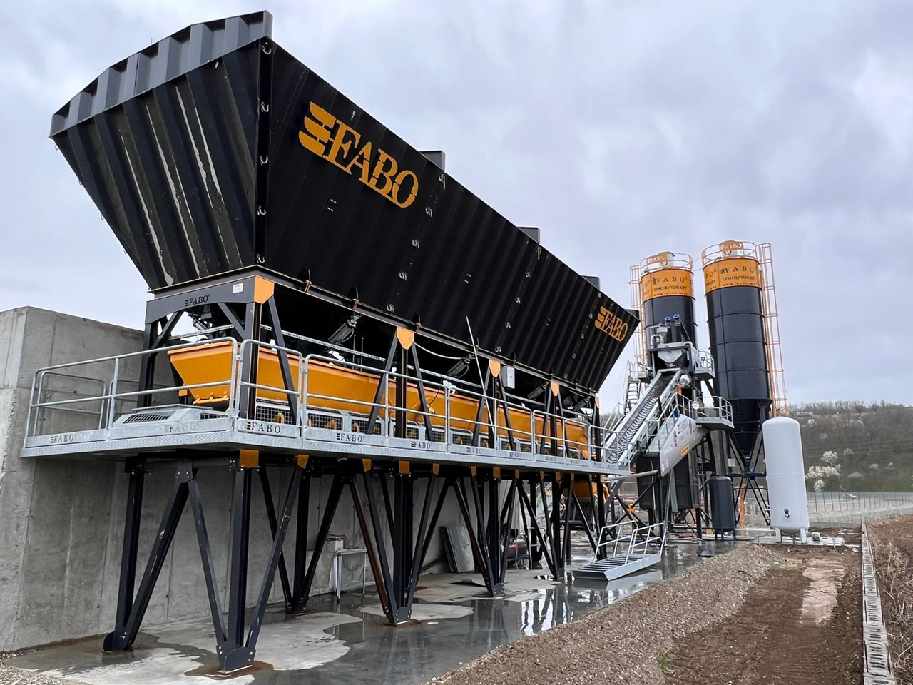 FABO compact concrete plant - Betonmischanlage: das Bild 1 FABO compact concrete plant - Betonmischanlage: das Bild 1