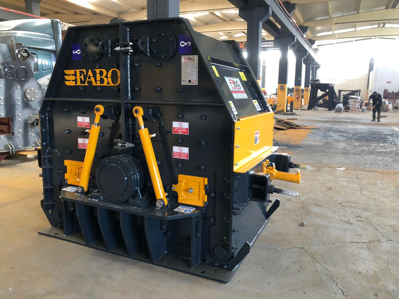 FABO impact crusher - Prallbrecher: das Bild 2 FABO impact crusher - Prallbrecher: das Bild 2