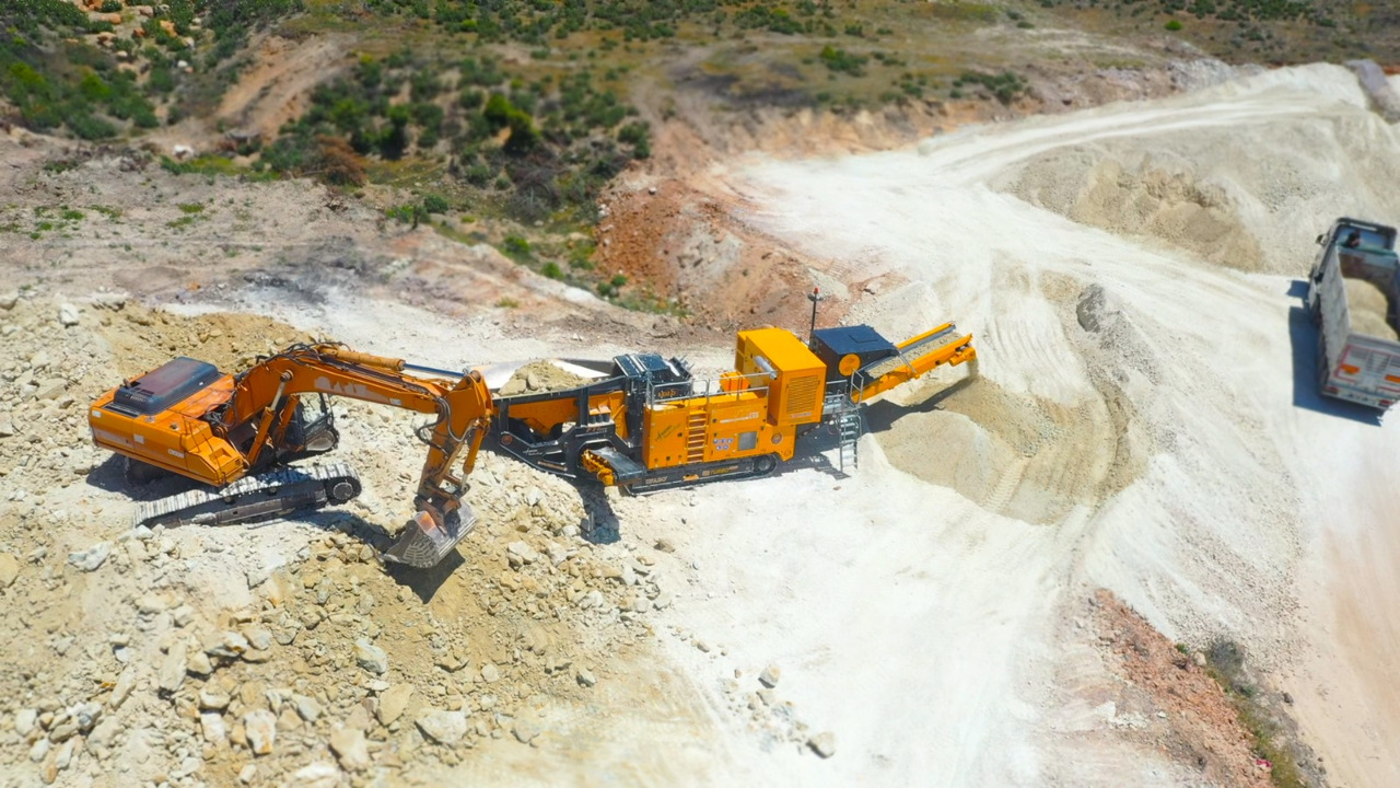 Prallbrecher, Zustand - NEU FABO mobile impact crusher: das Bild 7