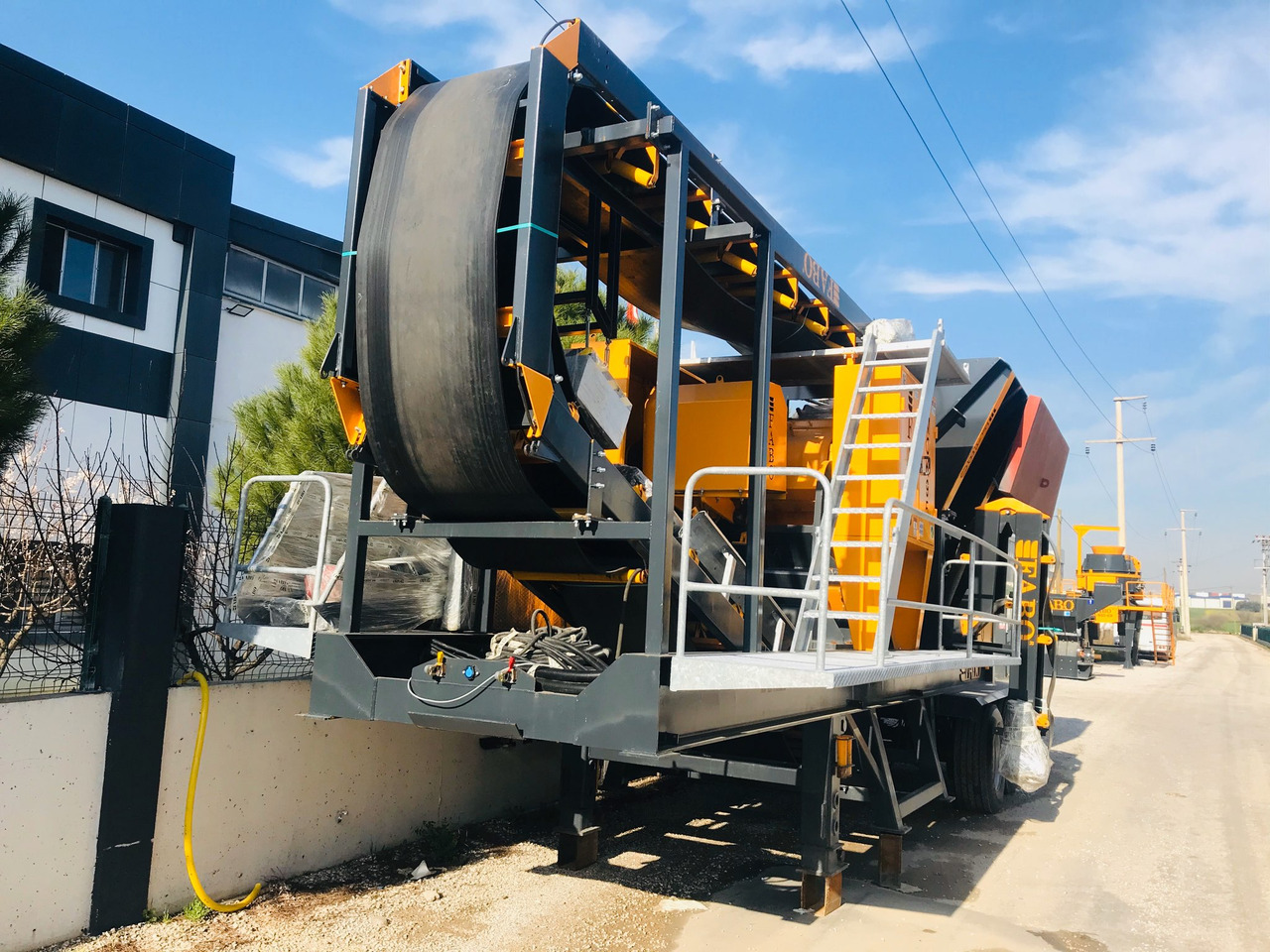 FABO mobile jaw crusher - Backenbrecher: das Bild 3 FABO mobile jaw crusher - Backenbrecher: das Bild 3