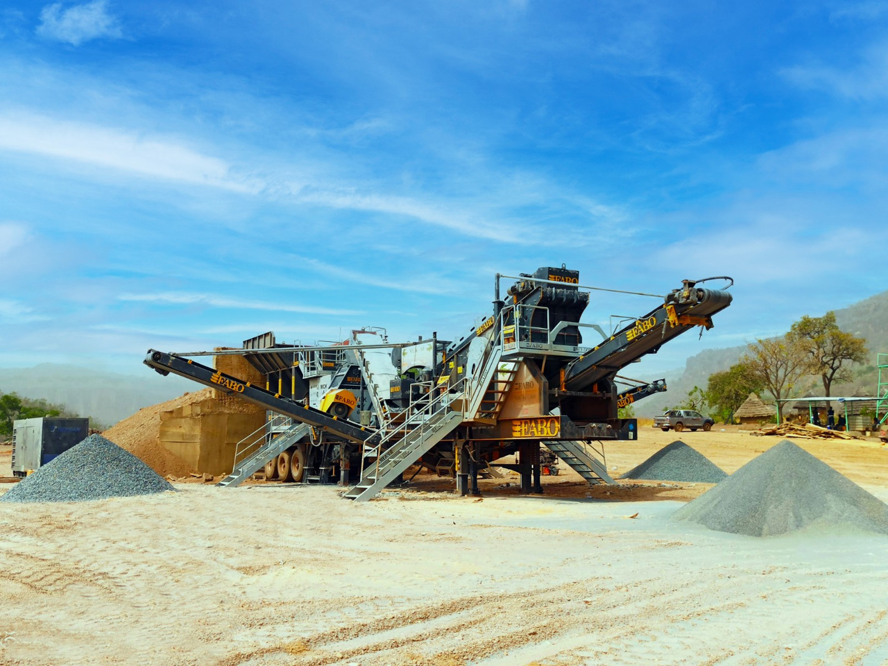 FABO mobile jaw crusher - Backenbrecher: das Bild 1 FABO mobile jaw crusher - Backenbrecher: das Bild 1