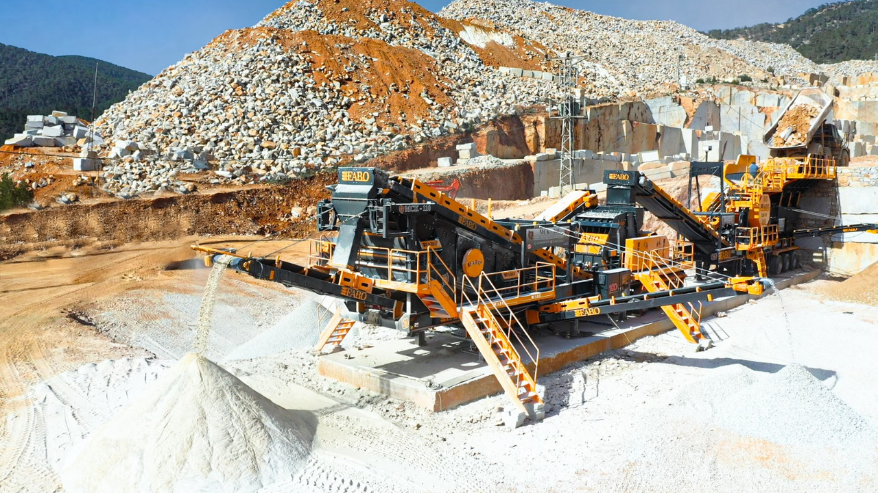 FABO mobile jaw crusher - Backenbrecher: das Bild 2 FABO mobile jaw crusher - Backenbrecher: das Bild 2