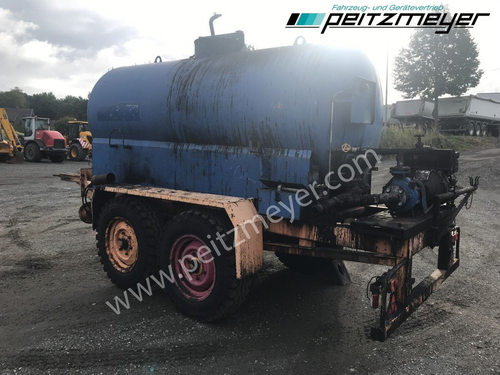 BATHE TANDEMANHÄNGER Bitum / Teerkocher 3,5 m³ Hatz Diesel-Motor 1 B 40 - Bitumenspritzmaschine: das Bild 2 BATHE TANDEMANHÄNGER Bitum / Teerkocher 3,5 m³ Hatz Diesel-Motor 1 B 40 - Bitumenspritzmaschine: das Bild 2