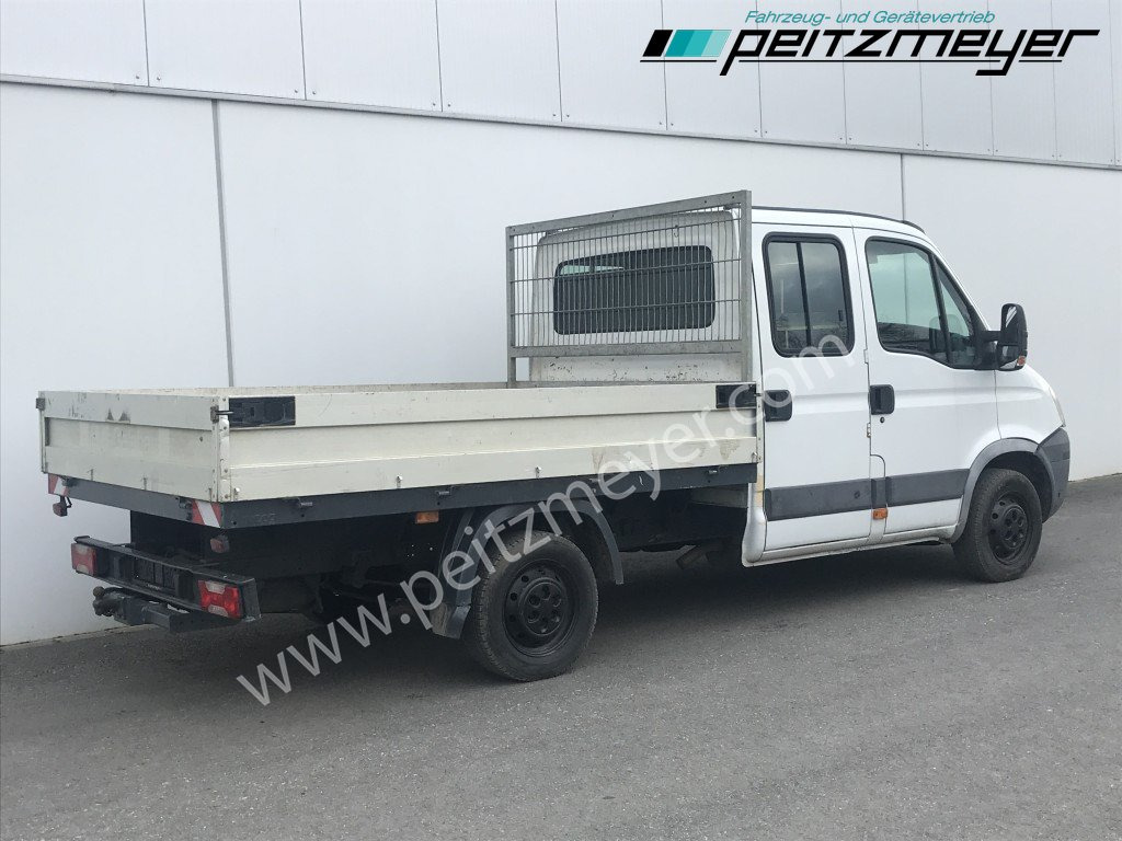Iveco Daily 29 L 12 Doka, Pritsche, AHK 2,4 t. - Pritschenanhänger/ Plattformanhänger: das Bild 4 Iveco Daily 29 L 12 Doka, Pritsche, AHK 2,4 t. - Pritschenanhänger/ Plattformanhänger: das Bild 4
