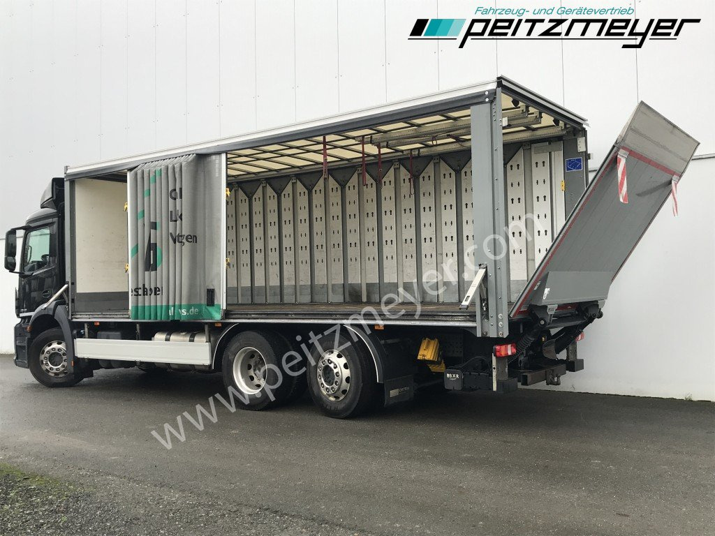 MERCEDES-BENZ Antos 2543 LL Getränke Schiebeplane Retarder, 2 x AHK, LBW 2 t., Lenkachse - Getränkeaufbau LKW: das Bild 4 MERCEDES-BENZ Antos 2543 LL Getränke Schiebeplane Retarder, 2 x AHK, LBW 2 t., Lenkachse - Getränkeaufbau LKW: das Bild 4