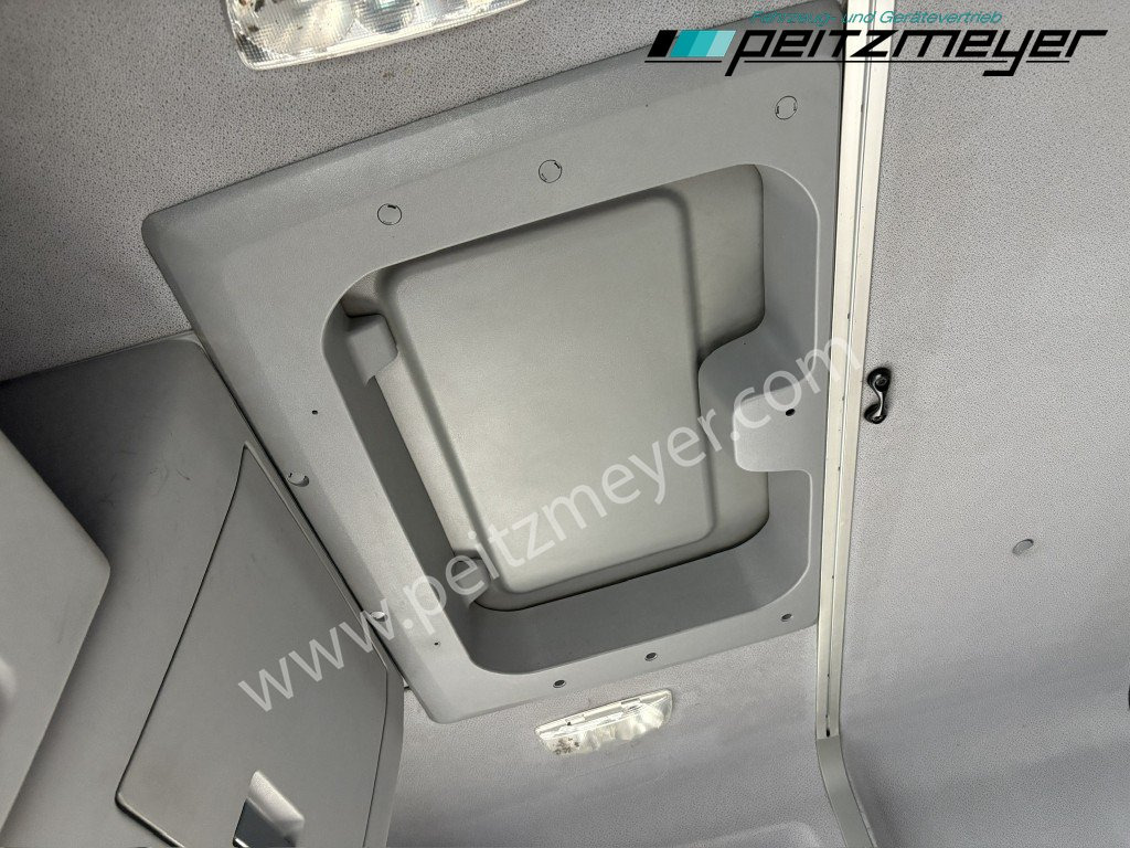 Koffer LKW MERCEDES-BENZ Atego 823 L Geflügelpritsche L - Fahrerhaus, Klima, 2 x AHK: das Bild 27