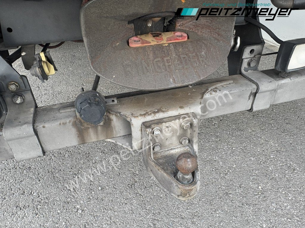 Koffer LKW MERCEDES-BENZ Atego 823 L Geflügelpritsche L - Fahrerhaus, Klima, 2 x AHK: das Bild 32