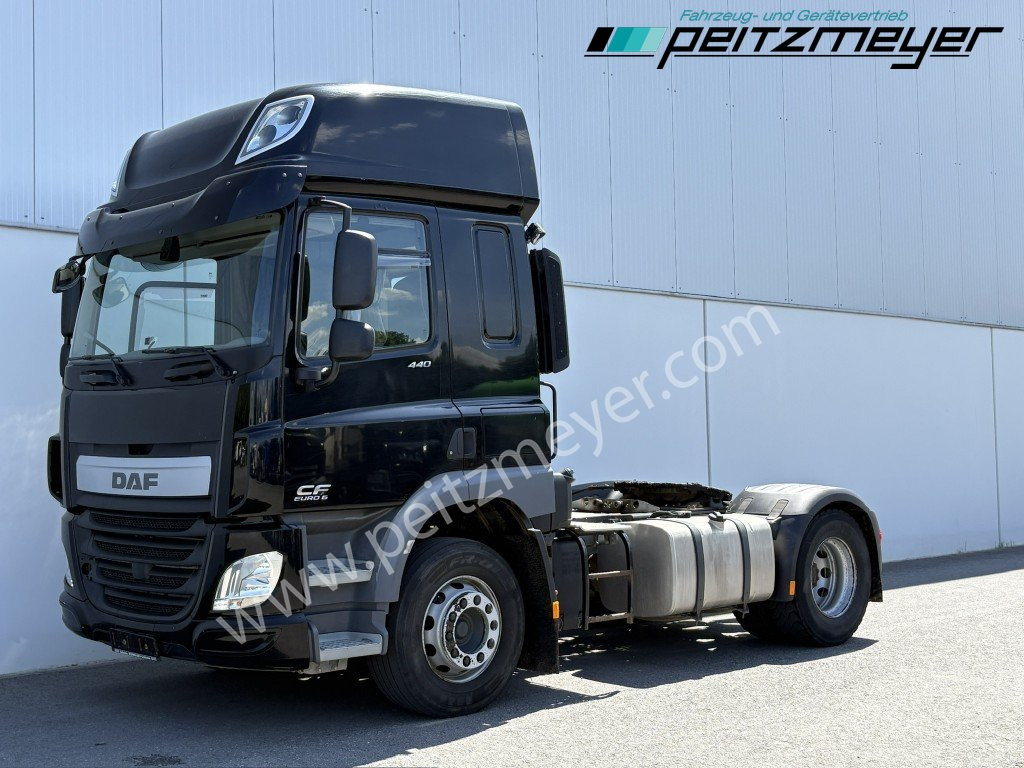 DAF TRUCKS (NL) CF 440 FL, Klima, Kipp/Schubbodenhydr. - Sattelzugmaschine: das Bild 1 DAF TRUCKS (NL) CF 440 FL, Klima, Kipp/Schubbodenhydr. - Sattelzugmaschine: das Bild 1