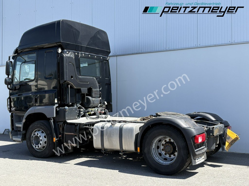 DAF TRUCKS (NL) CF 440 FL, Klima, Kipp/Schubbodenhydr. - Sattelzugmaschine: das Bild 4 DAF TRUCKS (NL) CF 440 FL, Klima, Kipp/Schubbodenhydr. - Sattelzugmaschine: das Bild 4