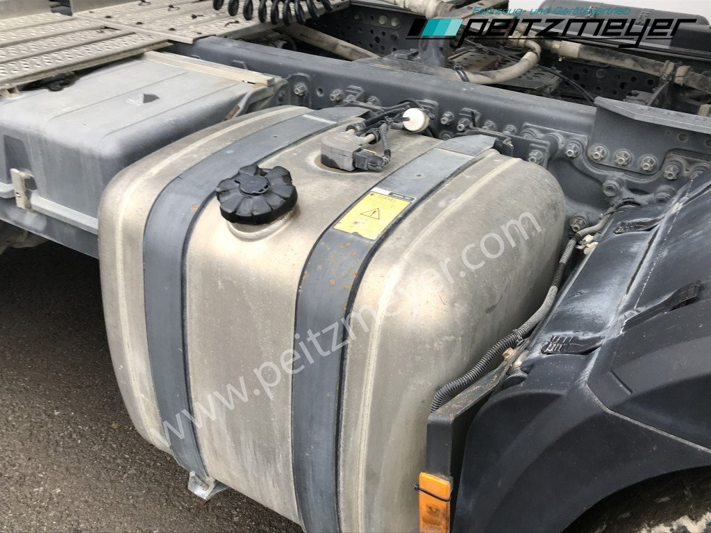 Sattelzugmaschine MERCEDES-BENZ Arocs 2643 LS 6x4, Kipphydraulik Klima, Euro 6,: das Bild 15