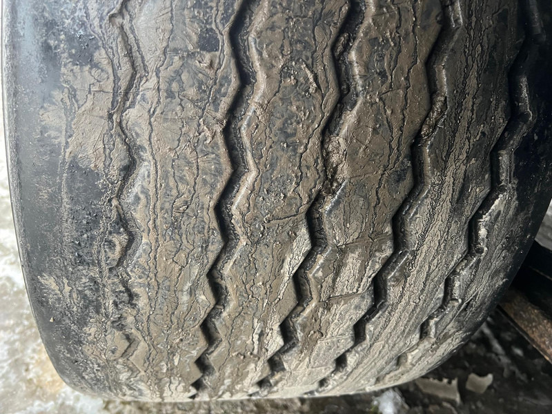 Pritschenauflieger/ Plattformauflieger Krone SDP 27 ELG4-CS - MEGA: das Bild 12 Pritschenauflieger/ Plattformauflieger Krone SDP 27 ELG4-CS - MEGA: das Bild 12